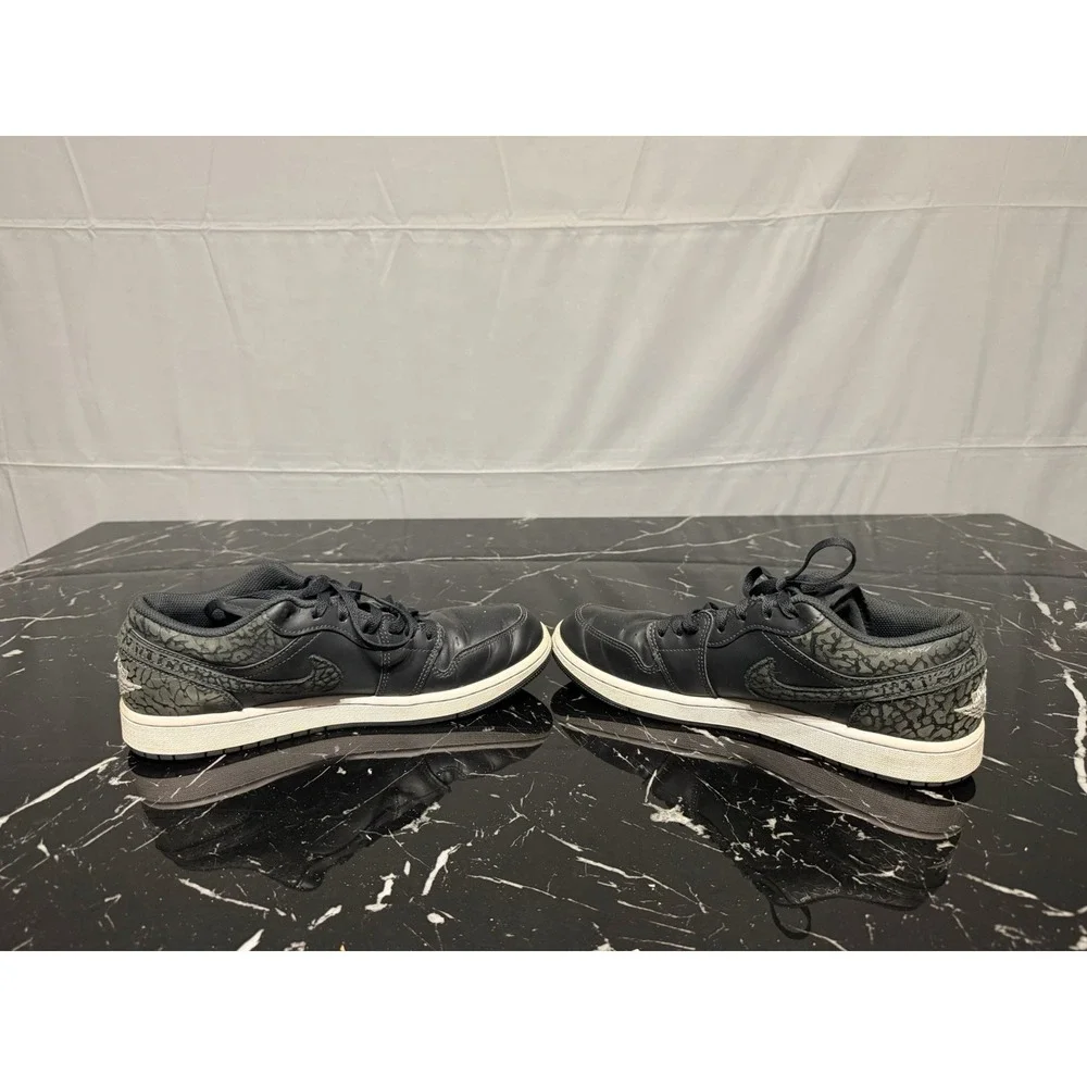 Men's casual Sneakers Air Jordan 1 Low SE 'Black Elephant